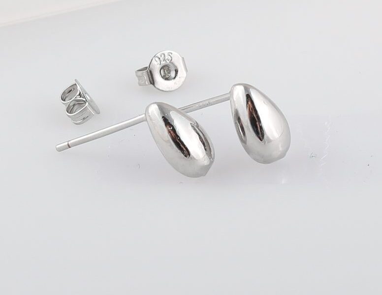 silver waterdrop studs
